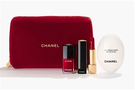 chanel beauty gift set 2023|Chanel’s 2023 Gift Guide Is Filled With Must.